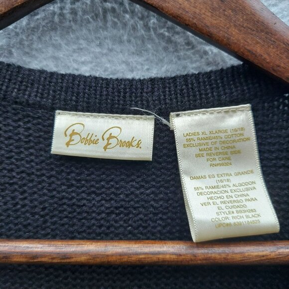 Vintage Christmas Gnome Graphic Knit Vest Button-Up Black Sweater - Picture 3 of 3